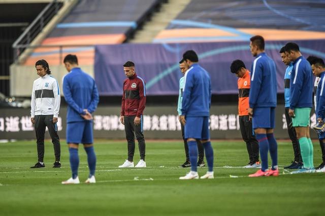 西甲-莱万哑火冈萨雷斯制胜 巴萨0-1莱加内斯